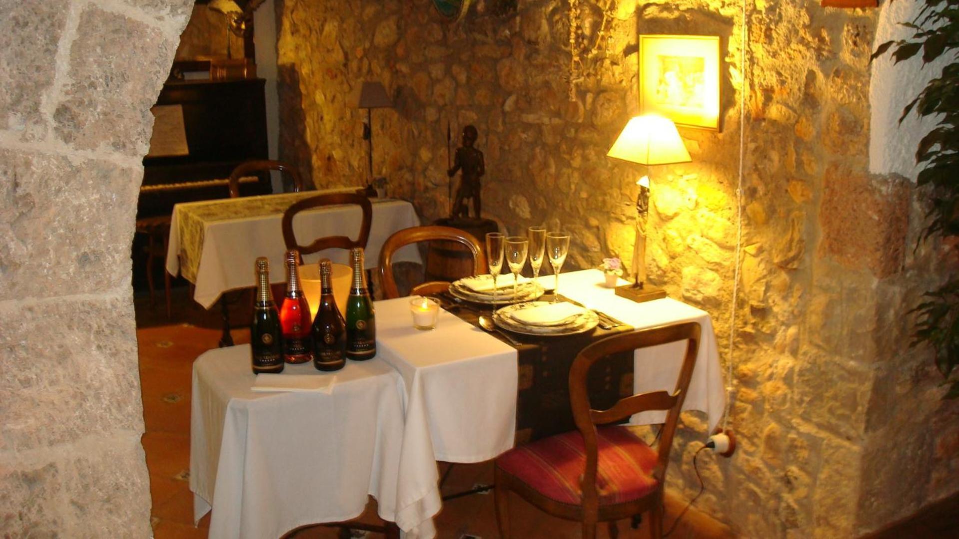 Comarquinal Bioresort Penedes San Quintín de Mediona Buitenkant foto