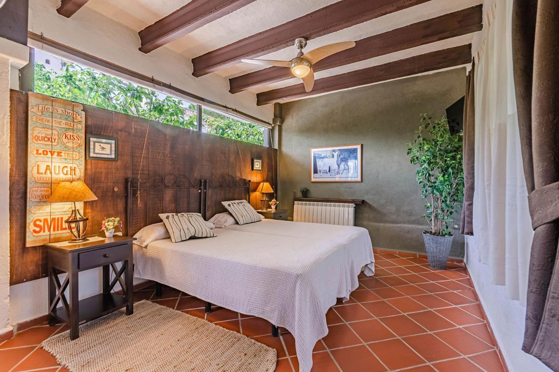 Comarquinal Bioresort Penedes San Quintín de Mediona Buitenkant foto